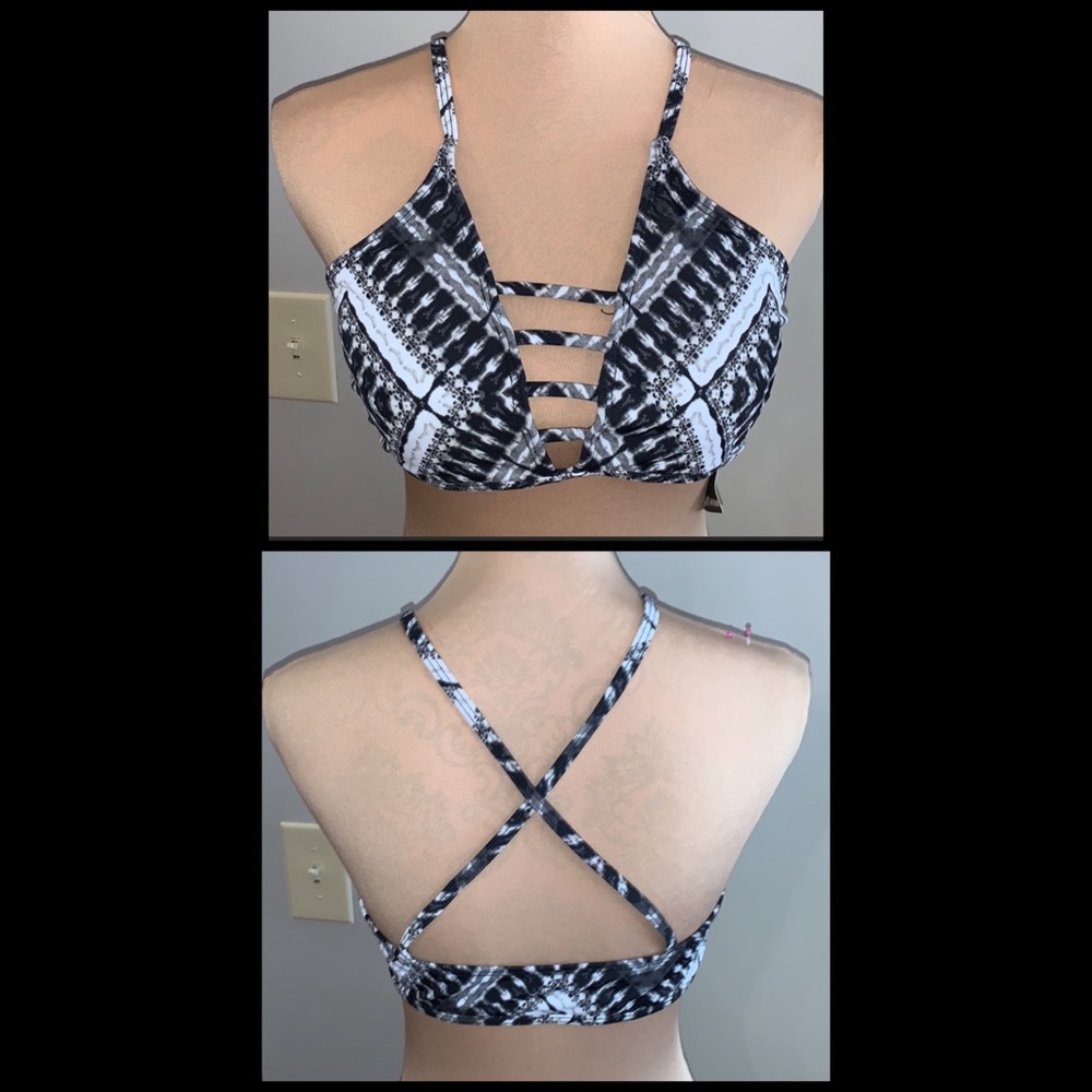 NWT Hurley swim suit top size large
